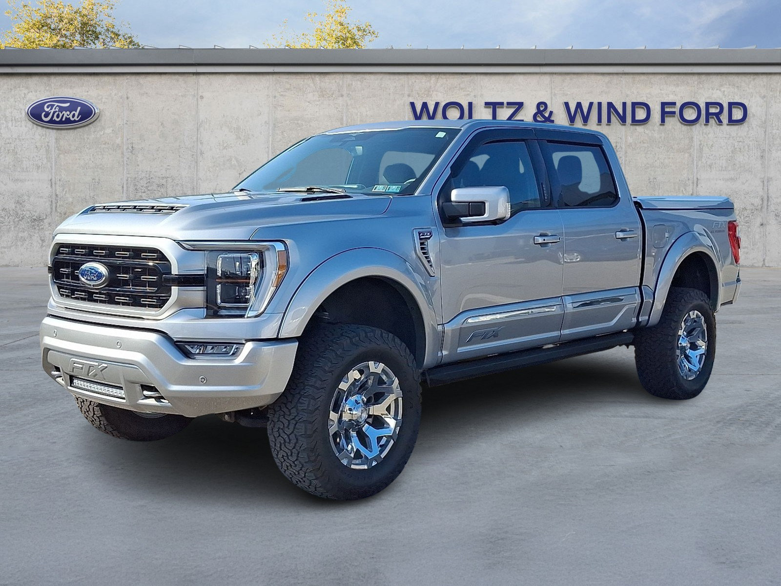 Used 2023 Ford F150 Lariat w/ Equipment Group 502A High AWD/4WD image 3