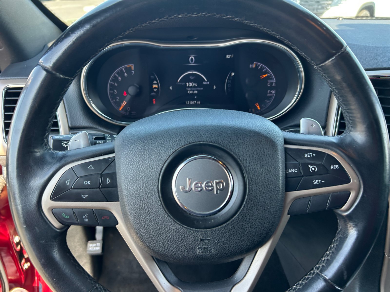 Used 2015 Jeep Grand Cherokee Laredo w/ Quick Order Package 23E AWD/4WD image 9