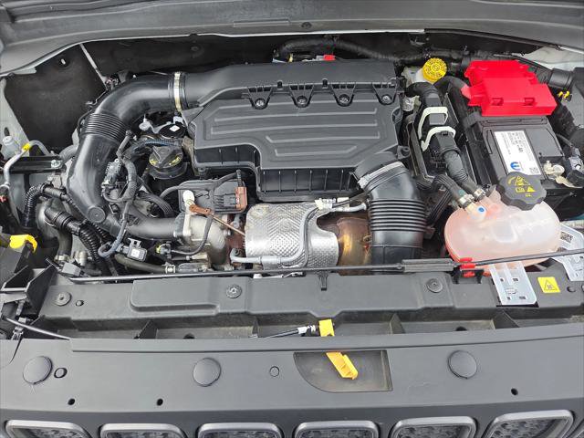 Certified 2023 Jeep Renegade Trailhawk AWD/4WD image 33