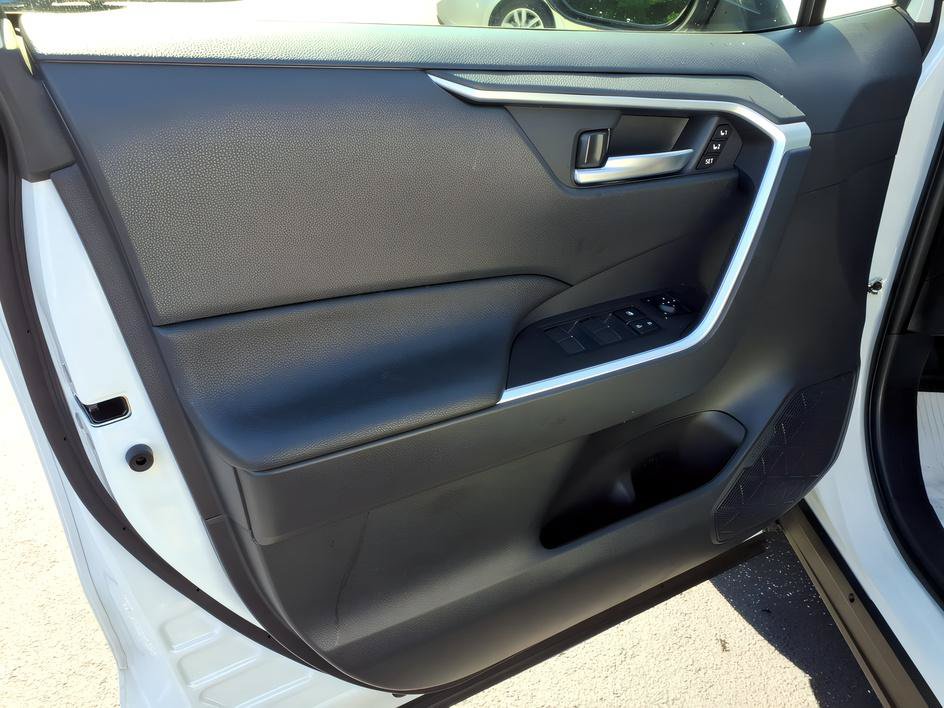 Certified 2025 Toyota RAV4 XLE Premium w/ Weather Package AWD/4WD image 18