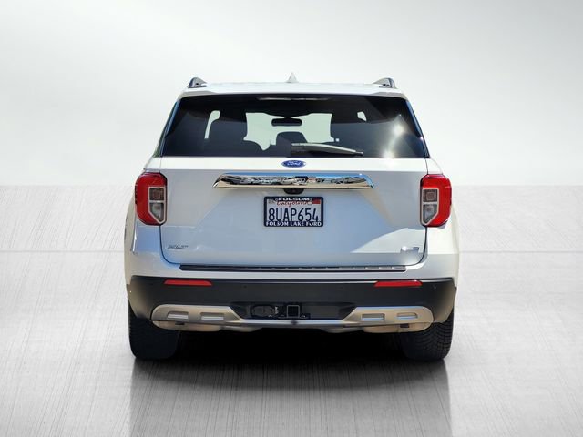 Certified 2020 Ford Explorer XLT w/ Equipment Group 202A AWD/4WD image 5