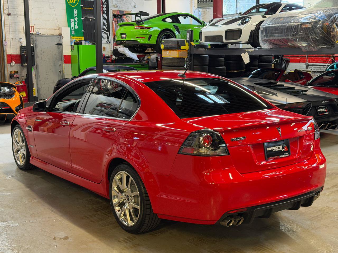 Used 2009 Pontiac G8 GXP RWD image 11