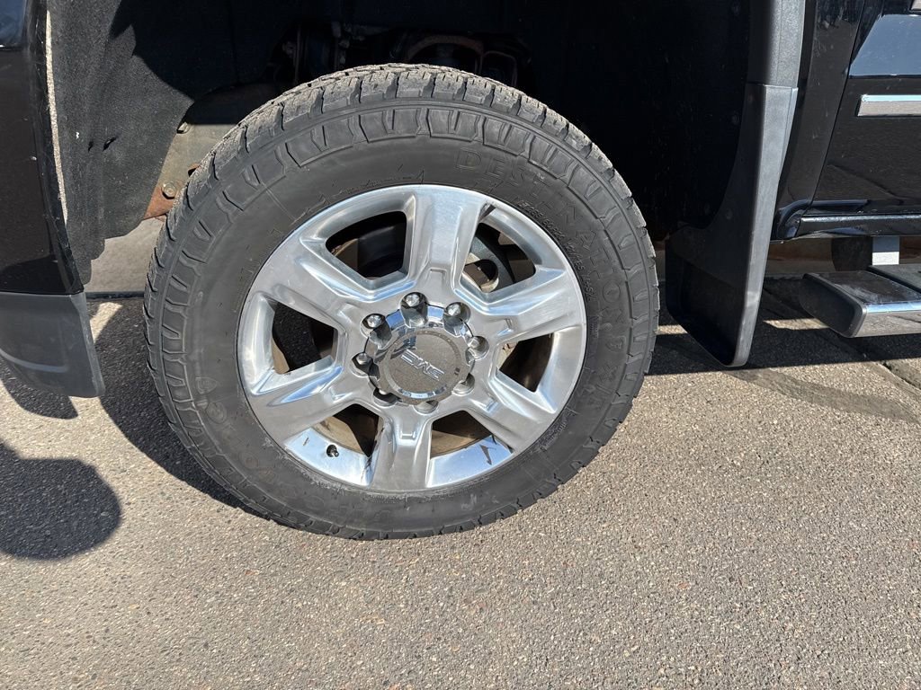 Used 2017 GMC Sierra 2500 Denali AWD/4WD image 6