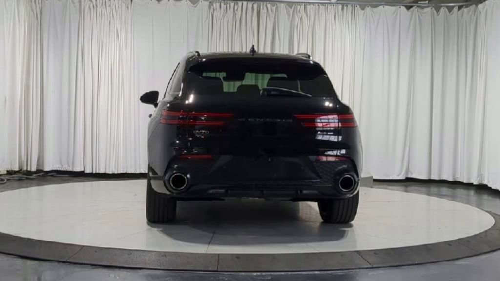 Used 2024 Genesis GV70 3.5T Sport w/ Sport Prestige Package image 7