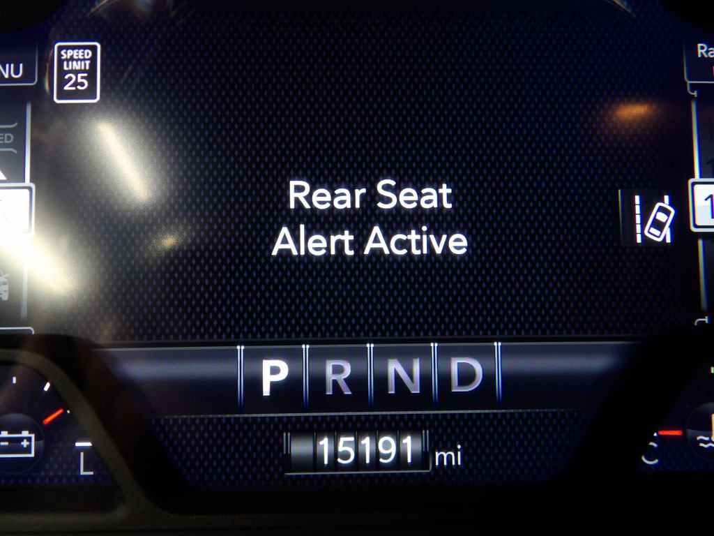 Used 2025 RAM 2500 Big Horn AWD/4WD image 15