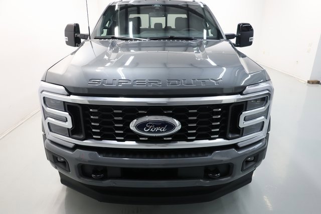 Used 2025 Ford F450 Platinum w/ FX4 Off-Road Package image 67