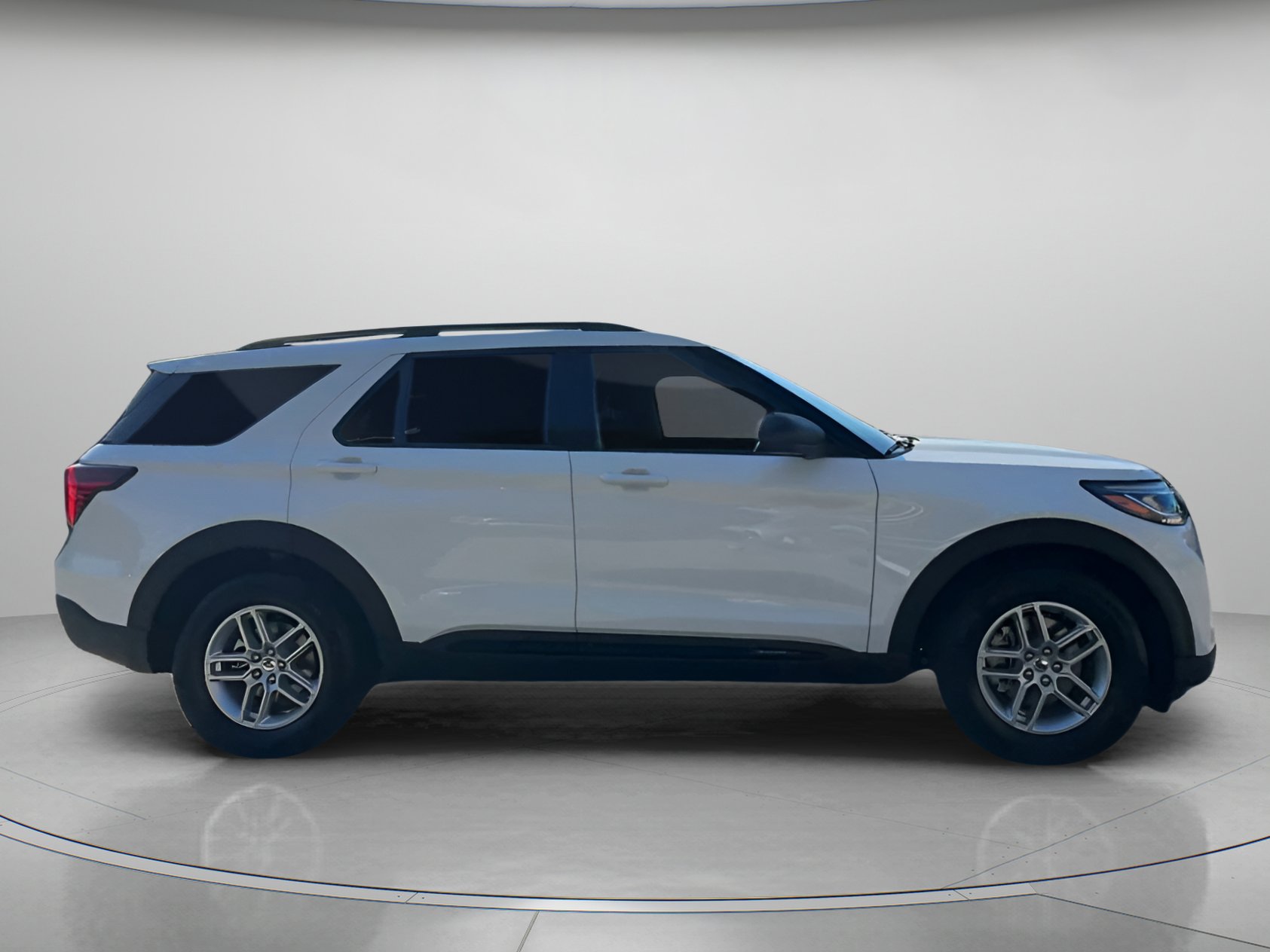 New 2026 Ford Explorer Active RWD image 37
