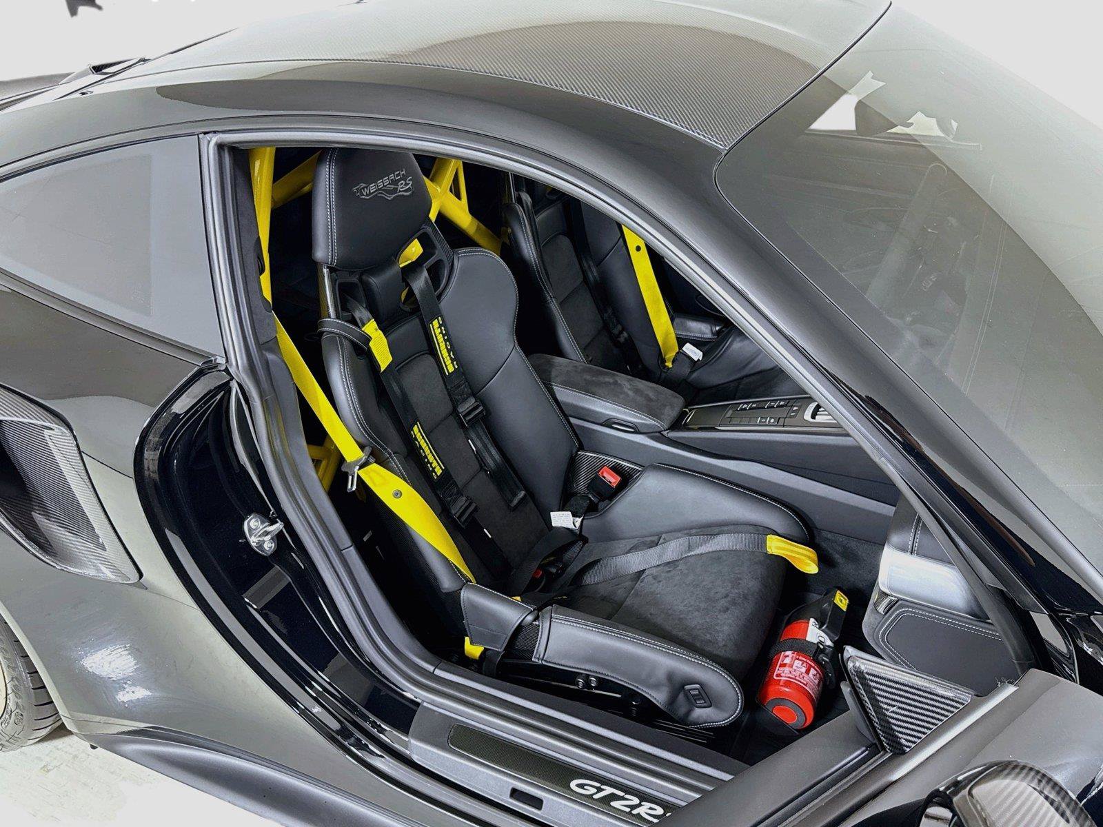 Used 2018 Porsche 911 GT2 RS RWD image 27