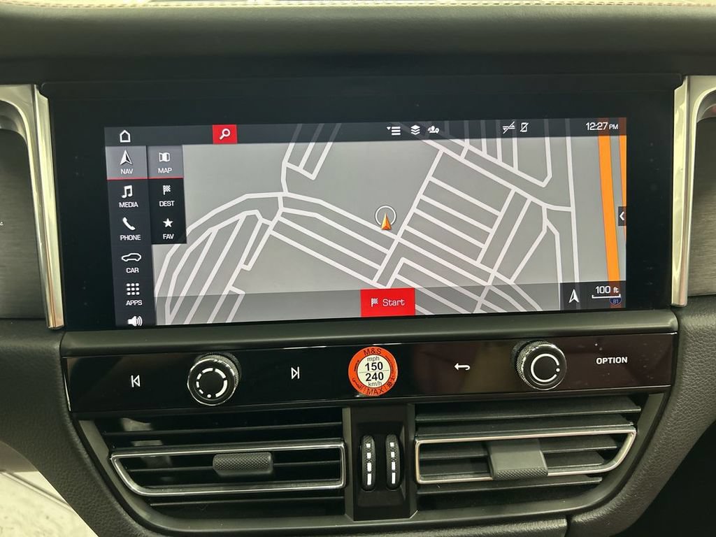 Certified 2025 Porsche Macan GTS AWD/4WD image 16