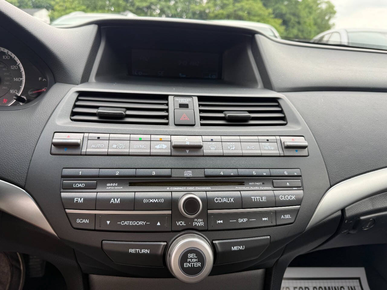 Used 2010 Honda Accord EX-L image 17