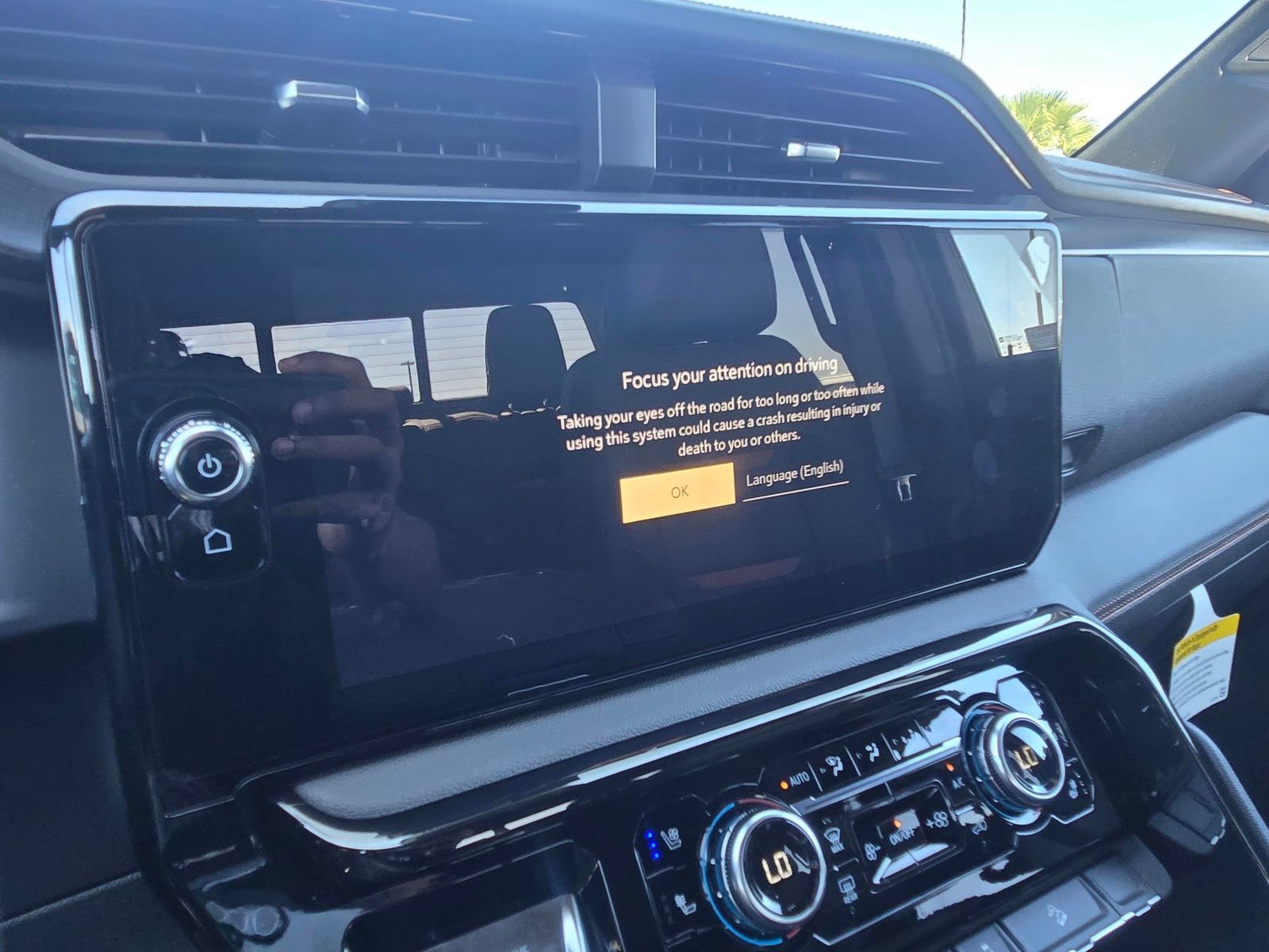 New 2026 GMC Sierra 1500 AT4 w/ Technology Package AWD/4WD image 22