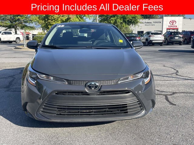 Used 2025 Toyota Corolla LE w/ Convenience Package FWD image 8
