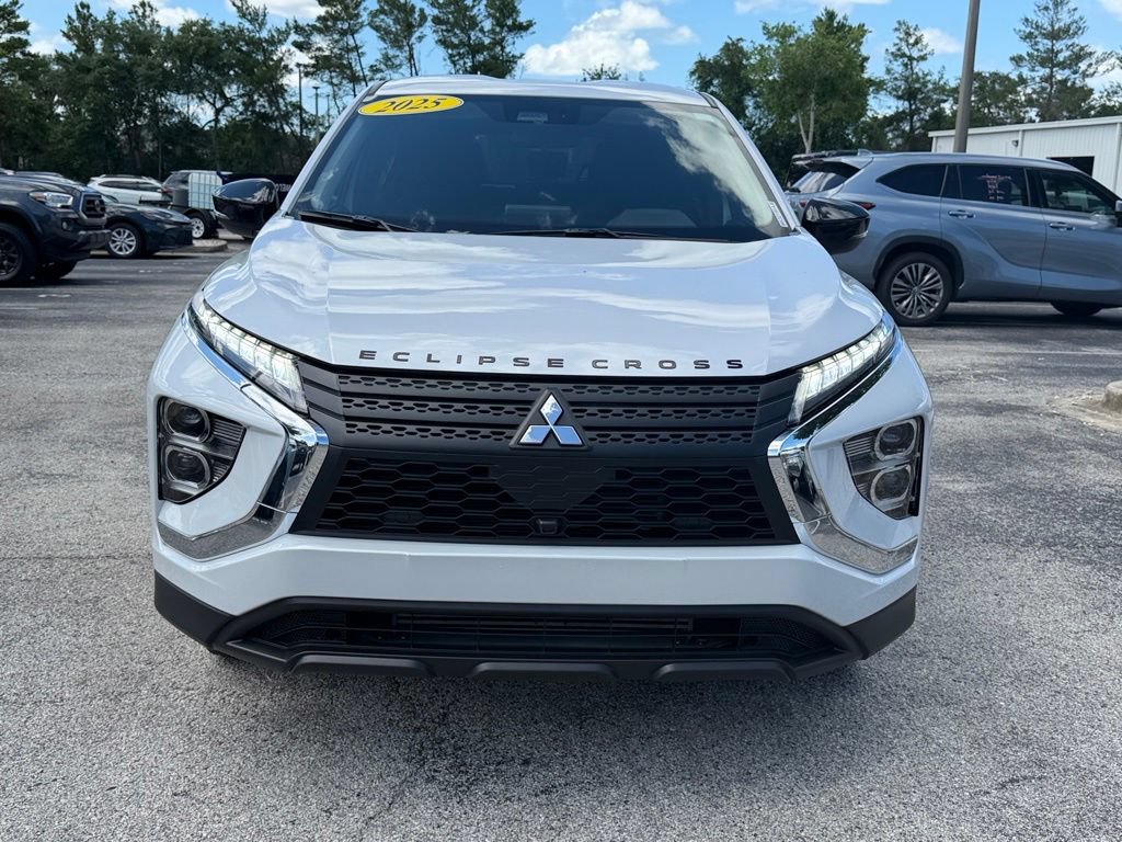 Used 2025 Mitsubishi Eclipse Cross LE AWD/4WD image 2