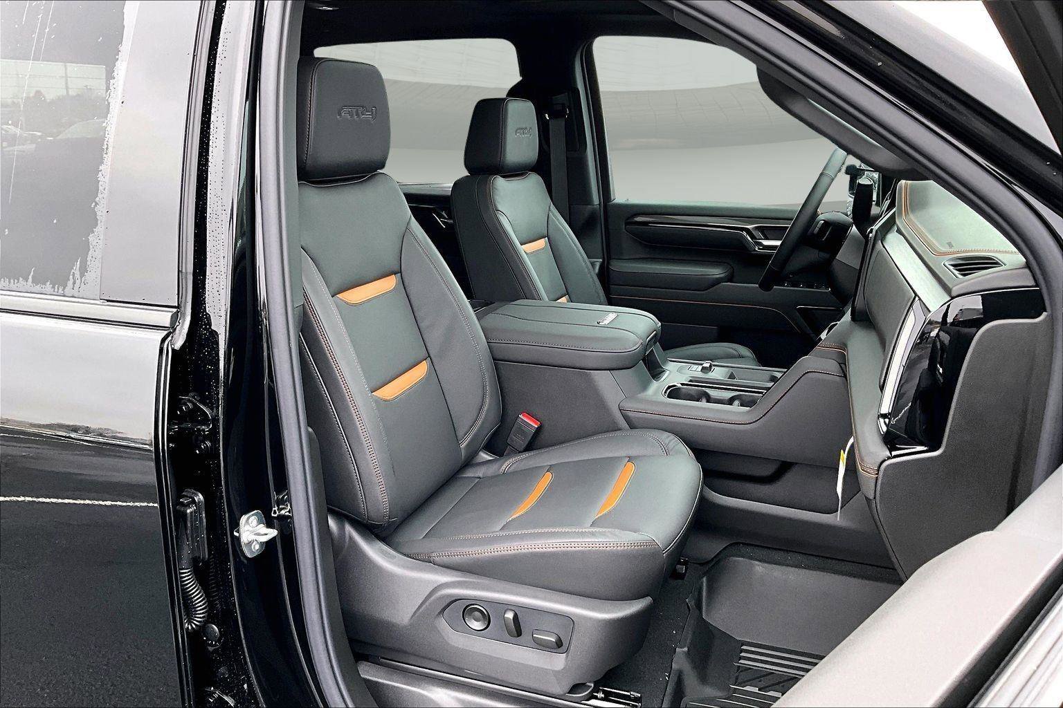 New 2026 GMC Sierra 2500 AT4 image 13