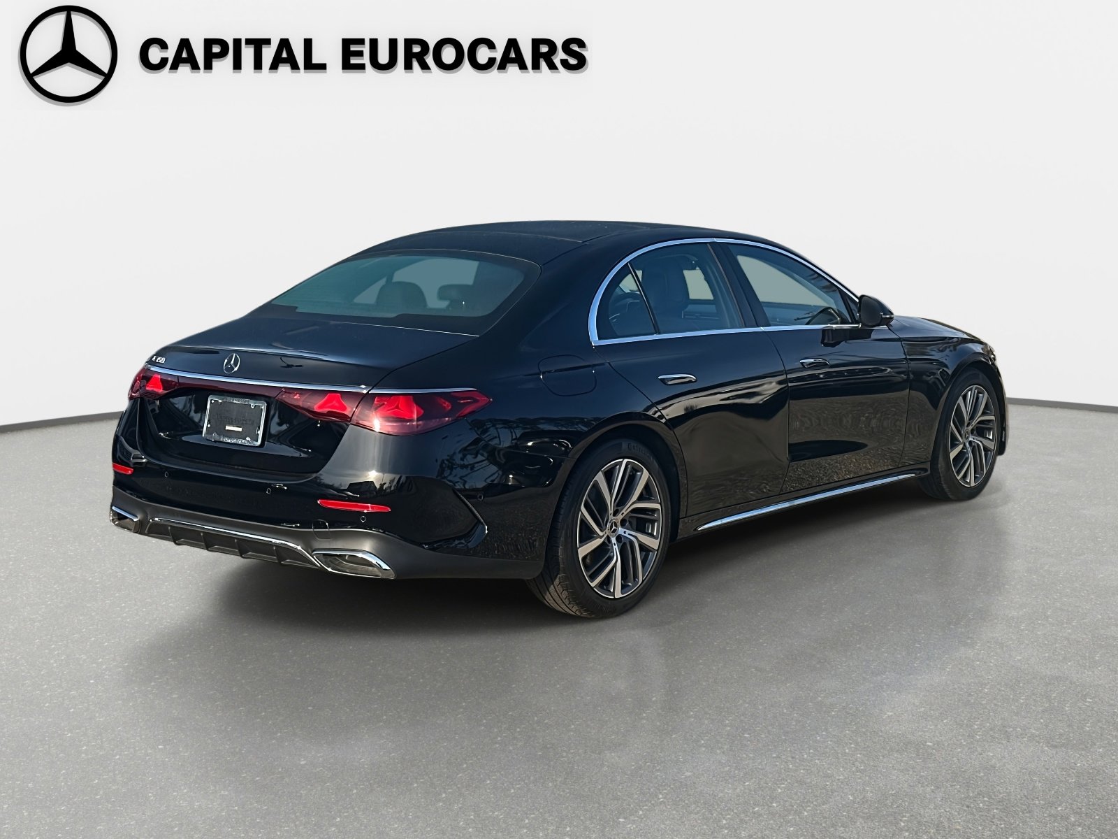 Used 2025 Mercedes-Benz E 350 Sedan image 5