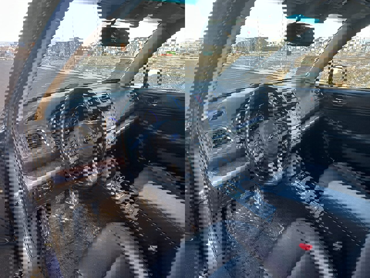 Used 2015 Subaru Outback 3.6R Limited image 5