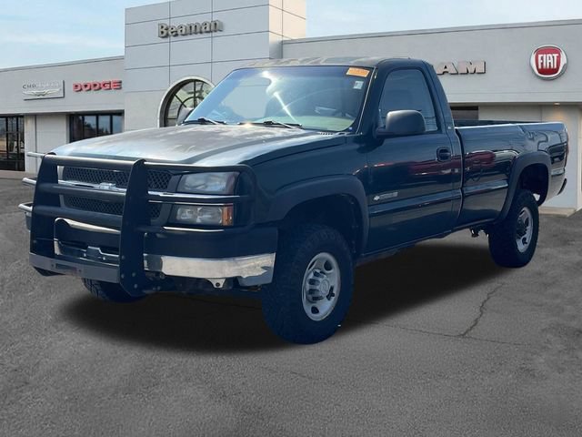 Used 2003 Chevrolet Silverado 2500 W/T w/ Skid Plate Package AWD/4WD video 3