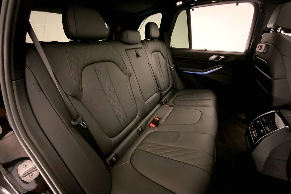 Certified 2023 BMW X5 xDrive45e w/ Executive Package image 15