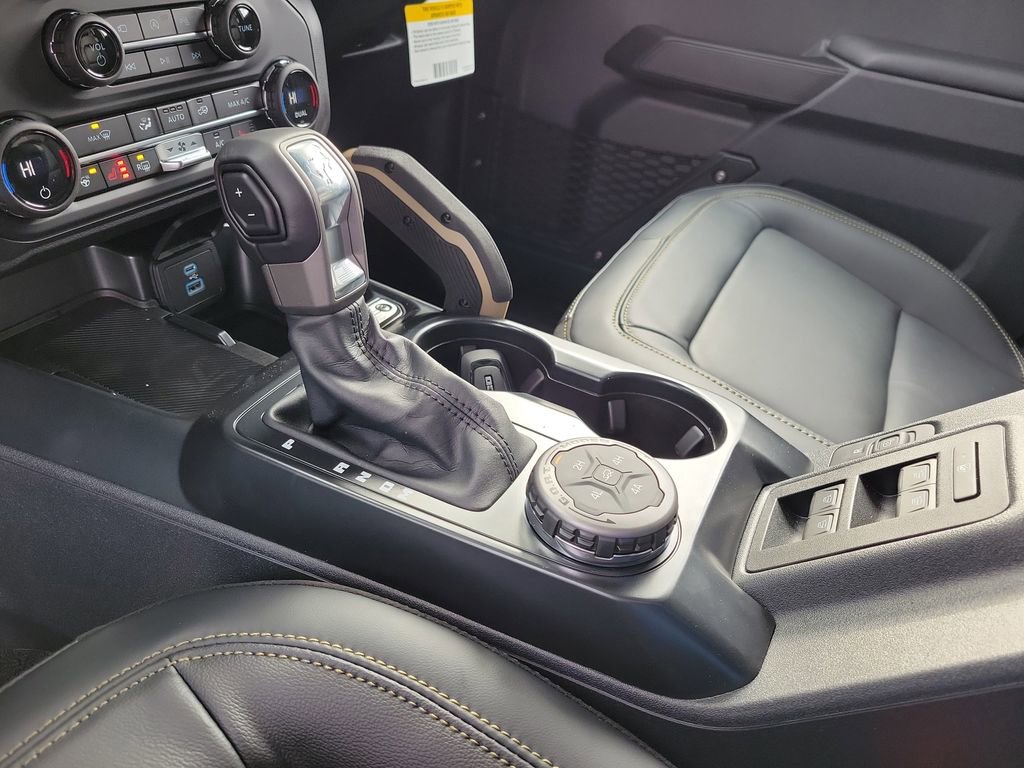 New 2025 Ford Bronco Badlands image 29