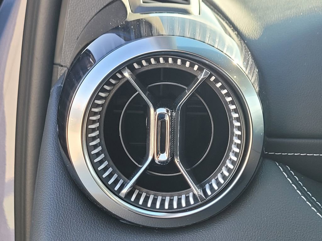 Used 2025 Chevrolet Blazer EV LT image 30