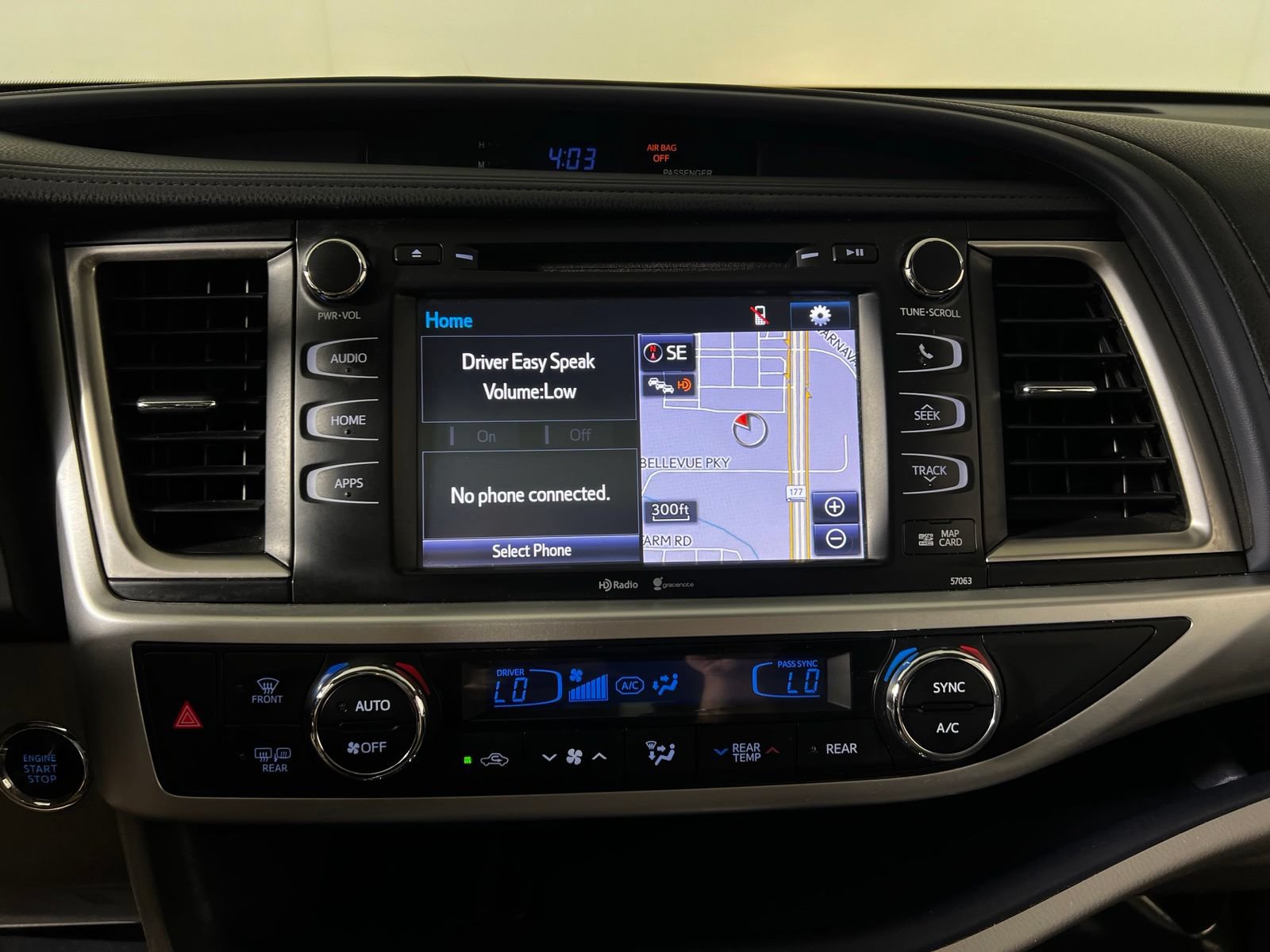 Used 2015 Toyota Highlander XLE AWD/4WD image 17