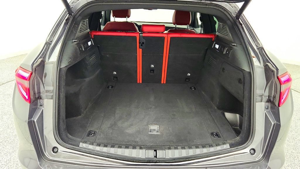 Used 2022 Alfa Romeo Stelvio Veloce AWD/4WD image 23