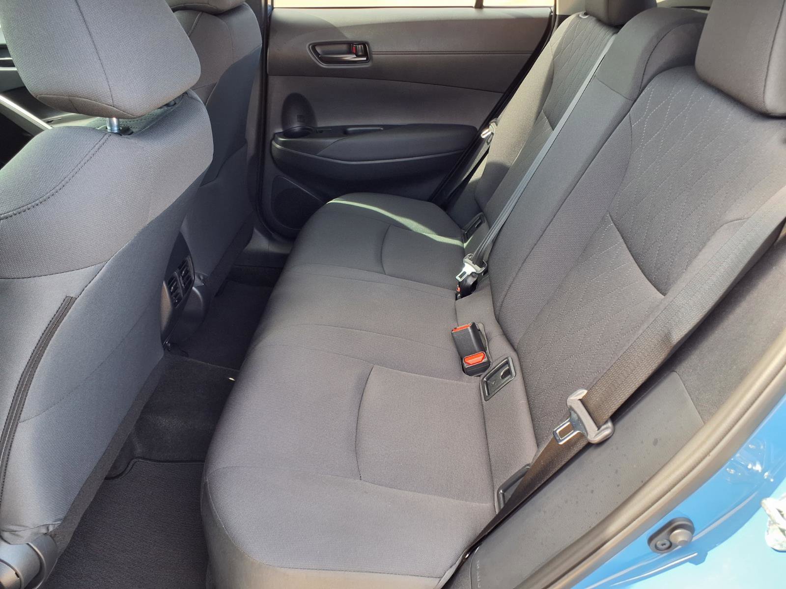 Used 2026 Toyota Corolla Cross LE image 9