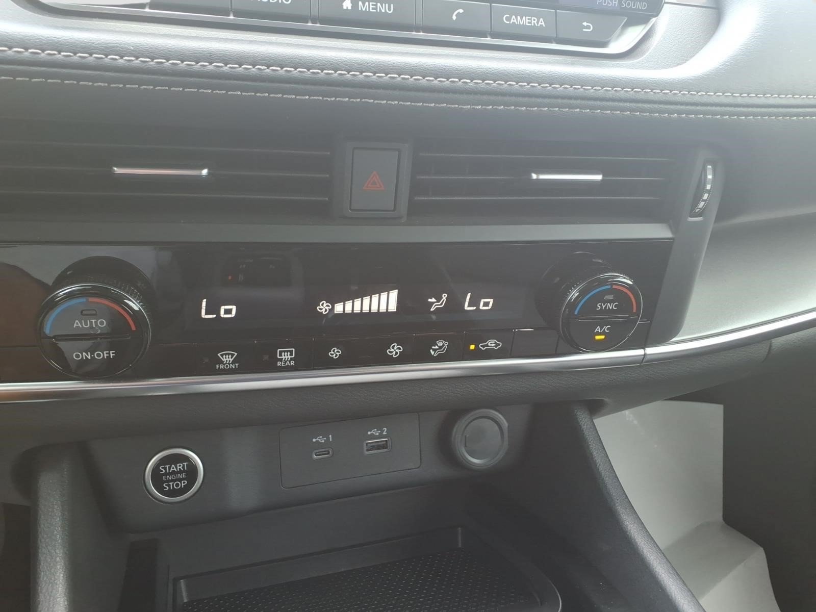 Used 2023 Nissan Rogue SV AWD/4WD image 19