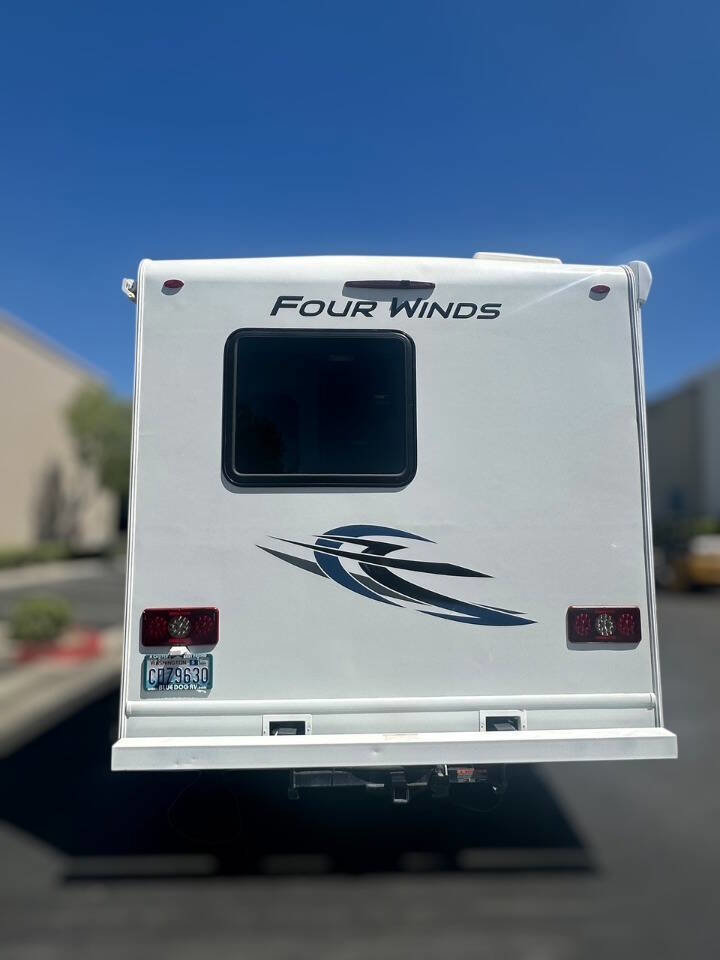 Used 2022 Ford E-350 and Econoline 350 Super Duty w/ Motorhome Prep Package image 4