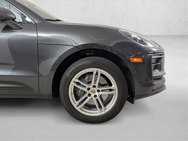 Certified 2023 Porsche Macan image 11