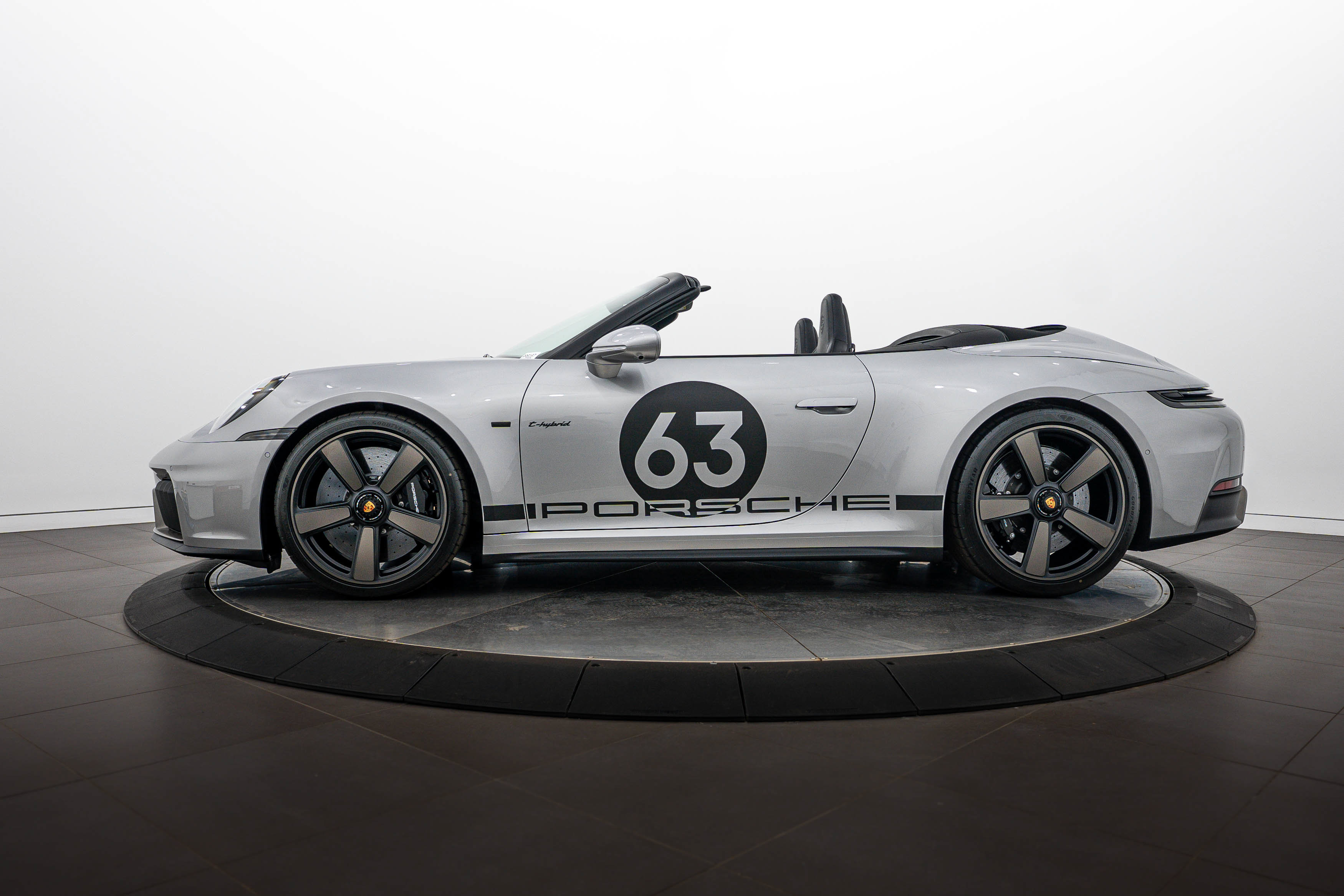 Certified 2026 Porsche 911 GTS RWD image 2