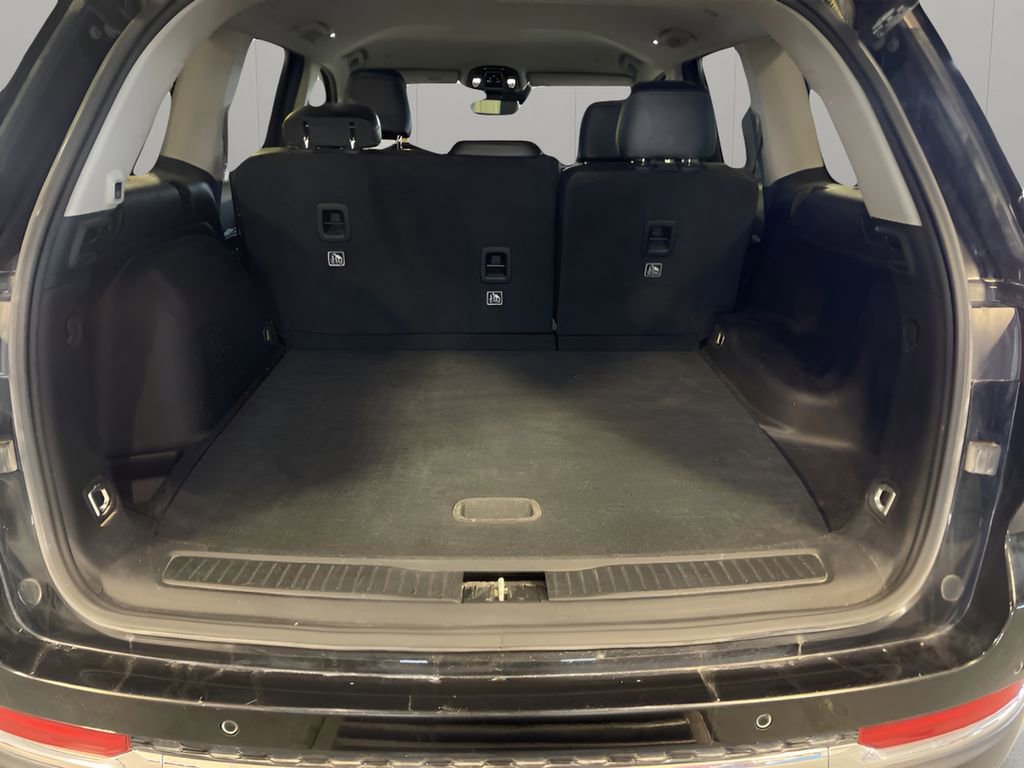 Used 2023 Jeep Grand Cherokee Limited image 22