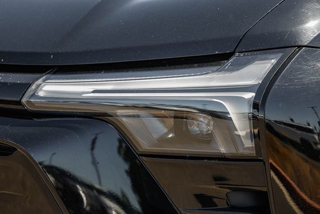 Used 2024 Chevrolet Blazer EV LT AWD/4WD image 8
