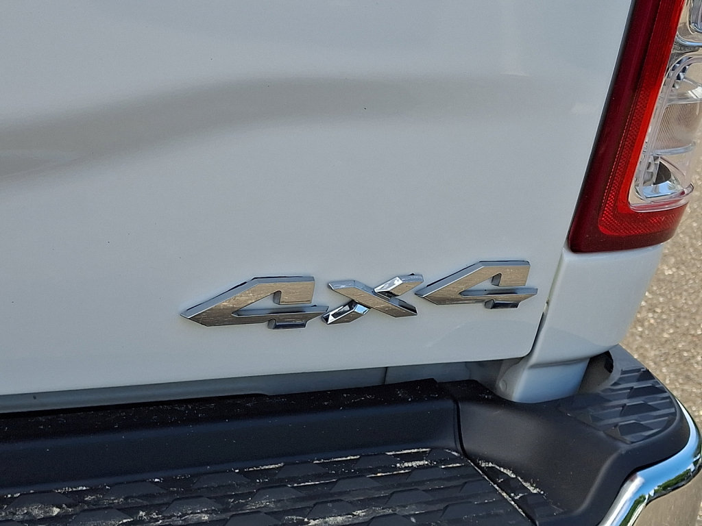 Certified 2024 RAM 2500 Big Horn AWD/4WD image 17