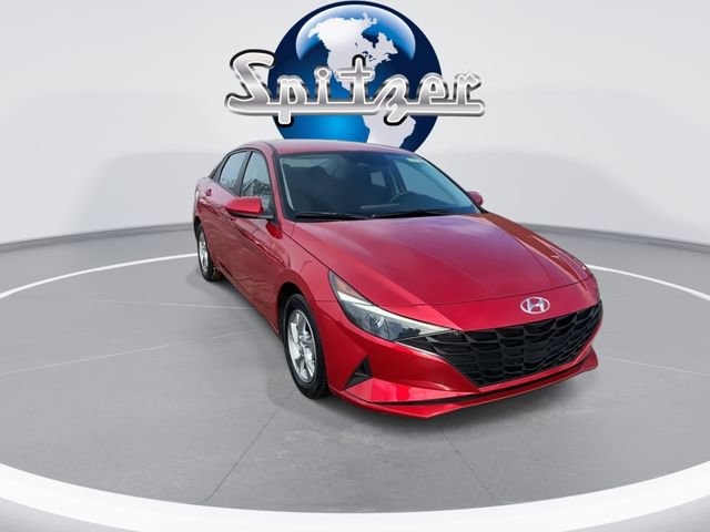 Used 2021 Hyundai Elantra SE image 2