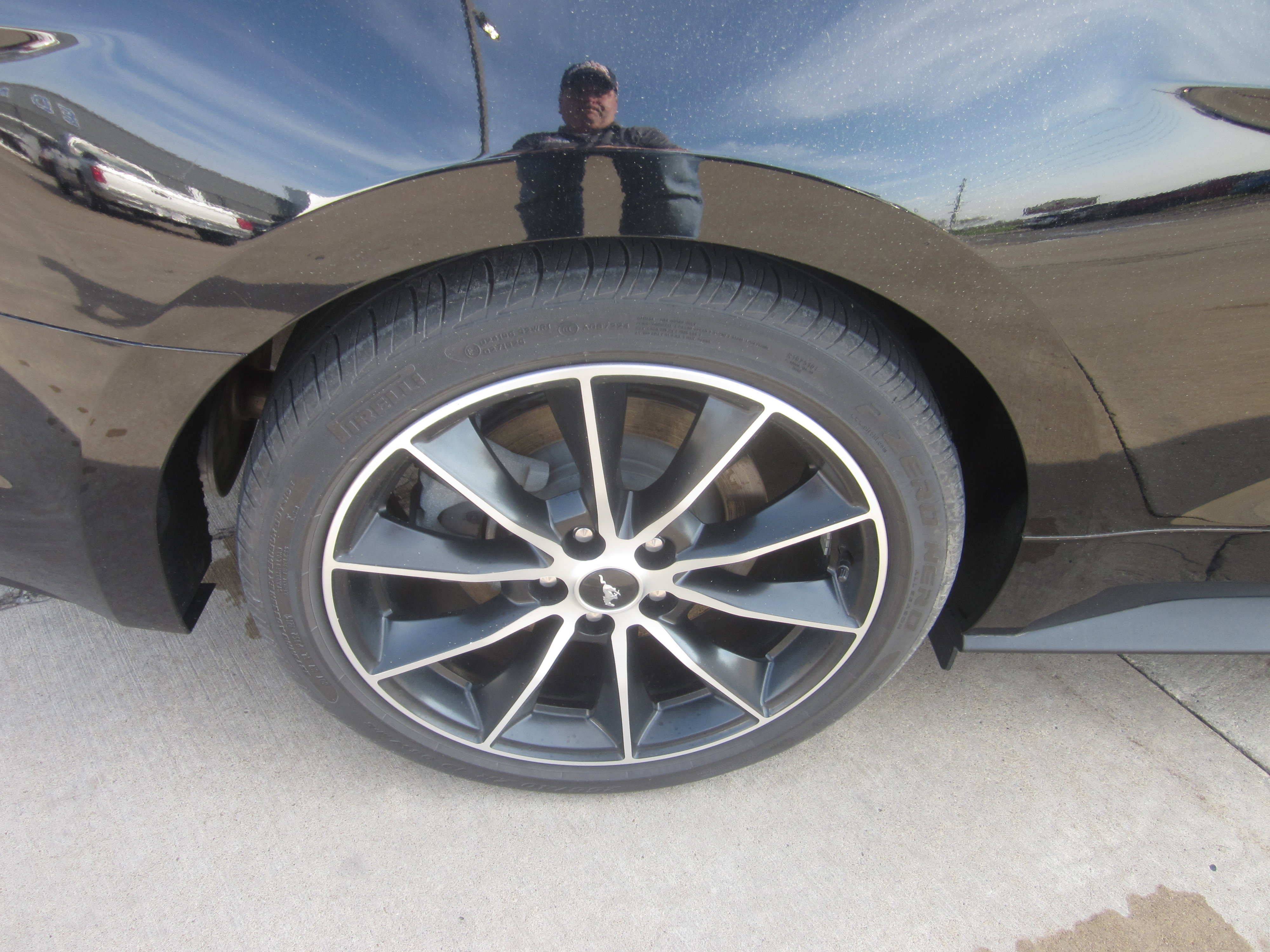 Used 2017 Ford Mustang GT w/ Interior & Wheel Package image 8