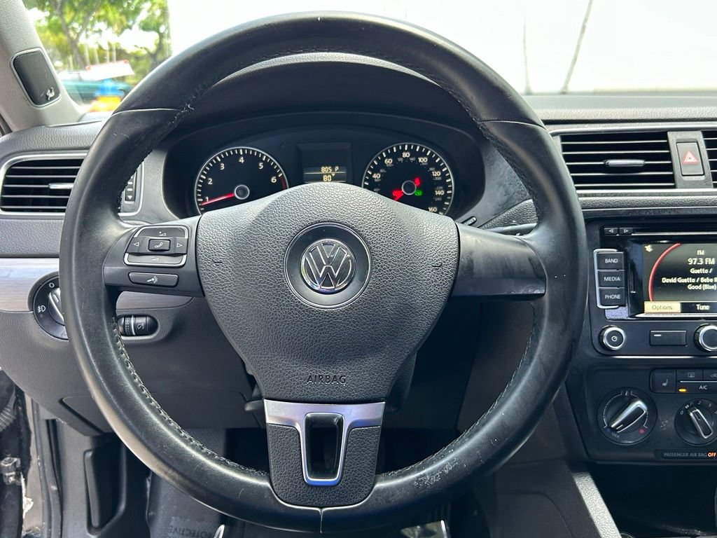Used 2014 Volkswagen Jetta SEL FWD image 18