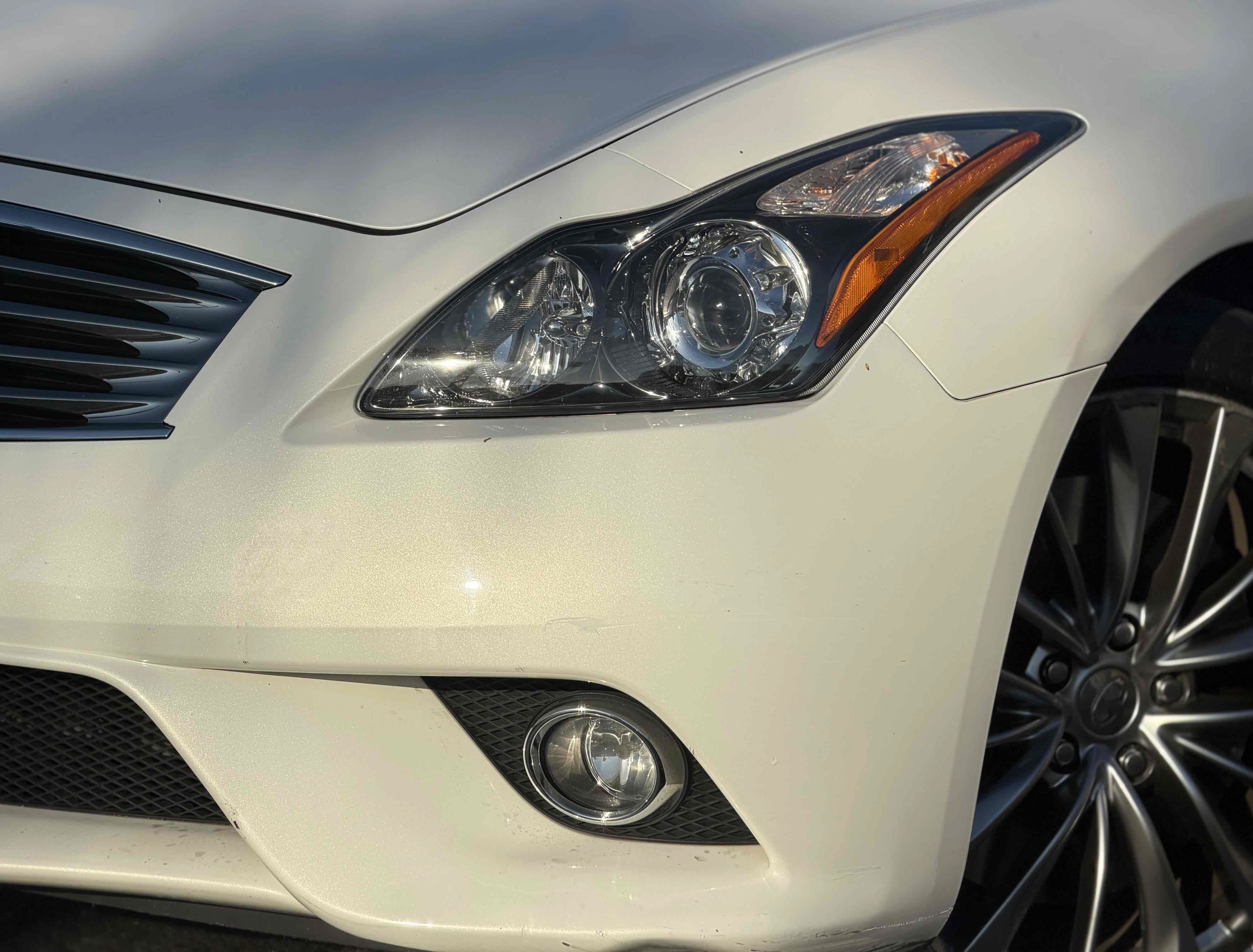 Used 2014 INFINITI Q60 Convertible w/ Premium Package RWD image 10
