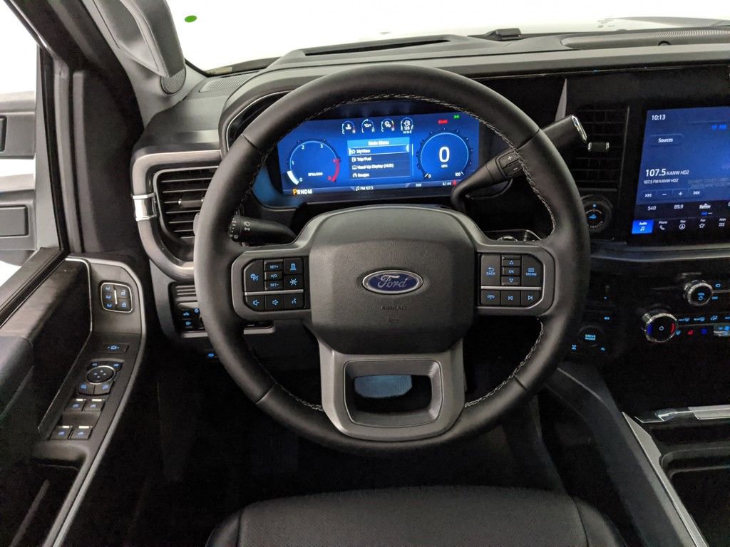 New 2025 Ford F350 Lariat w/ Lariat Ultimate Package image 16