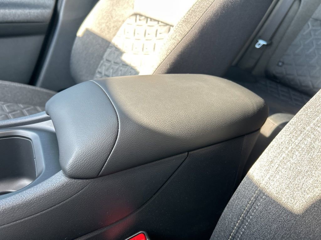 New 2026 Nissan Kicks SV w/ Charging Package FWD image 35