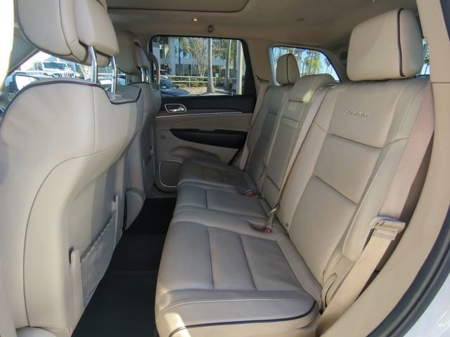 Used 2020 Jeep Grand Cherokee Summit image 16