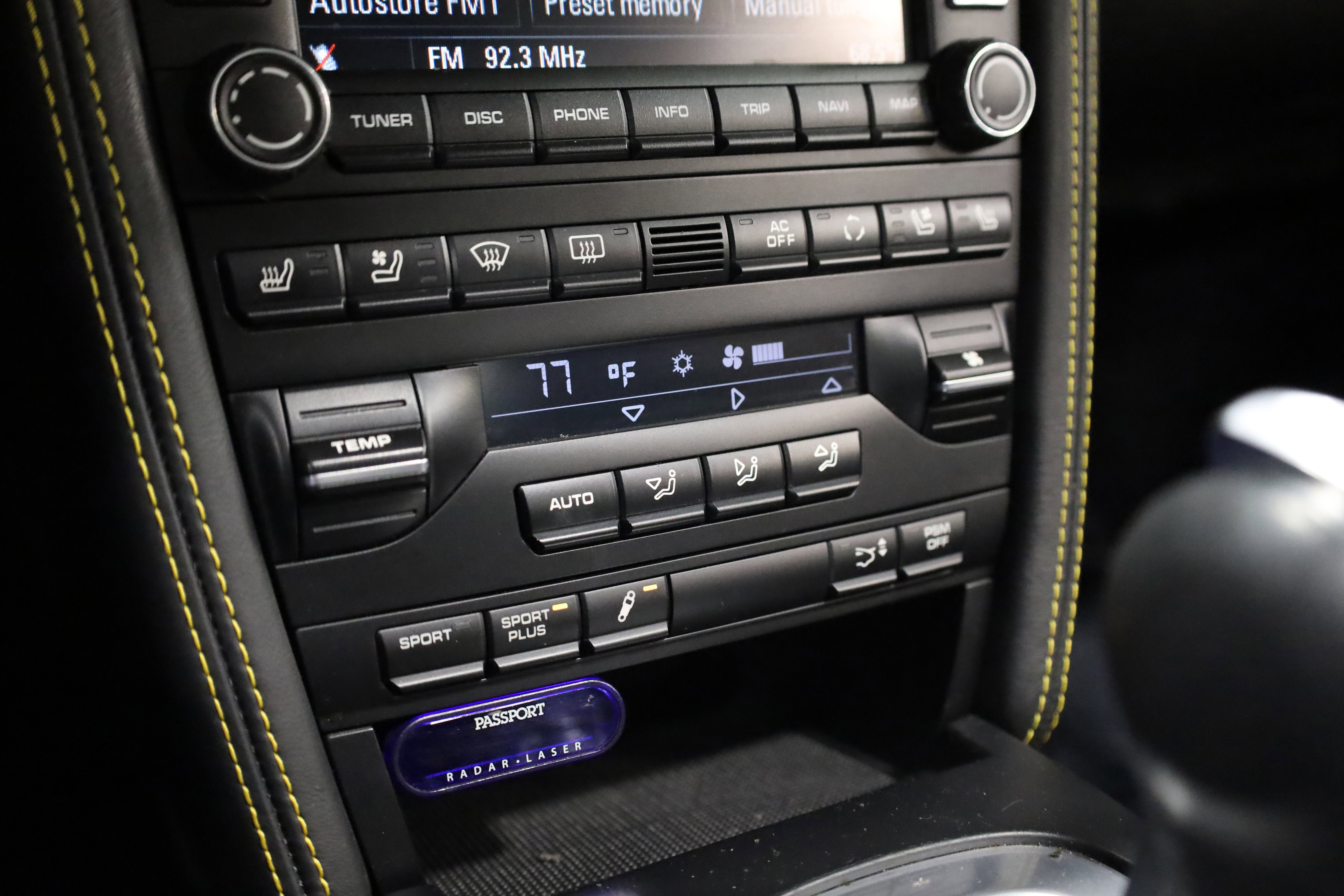 Used 2011 Porsche 911 Turbo image 32