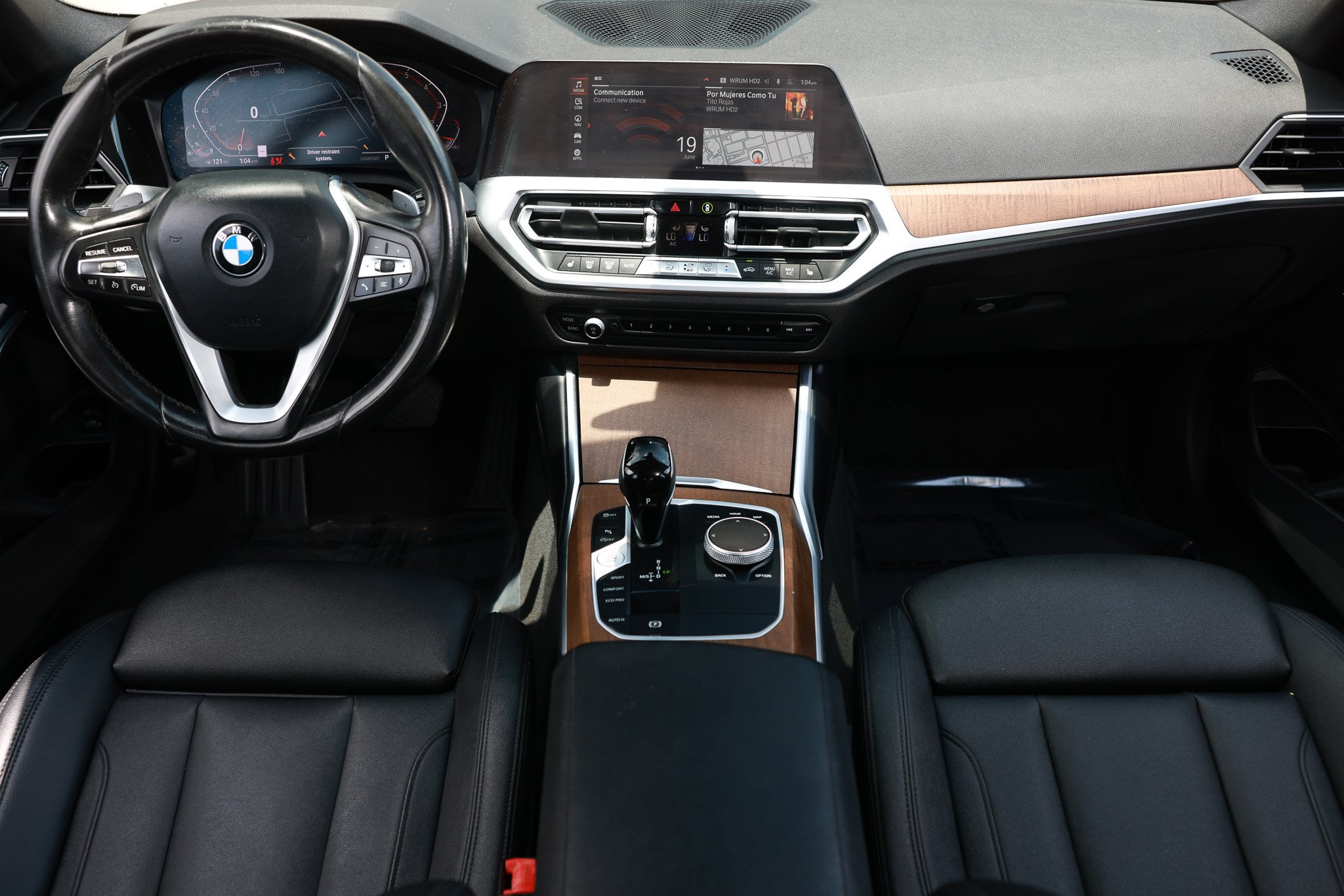 Used 2020 BMW 330i Sedan w/ Convenience Package RWD image 2