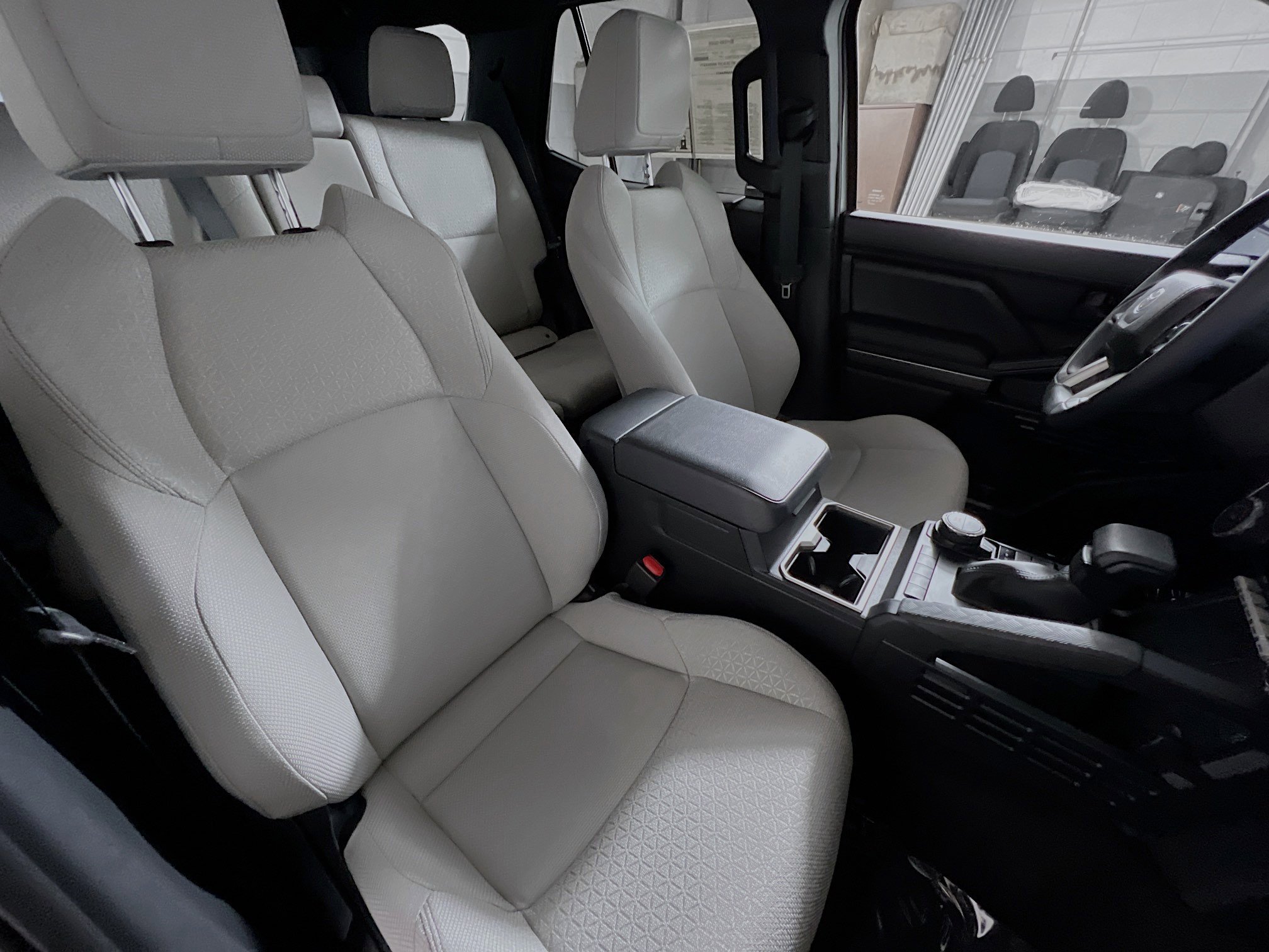 Used 2025 Toyota 4Runner SR5 image 31