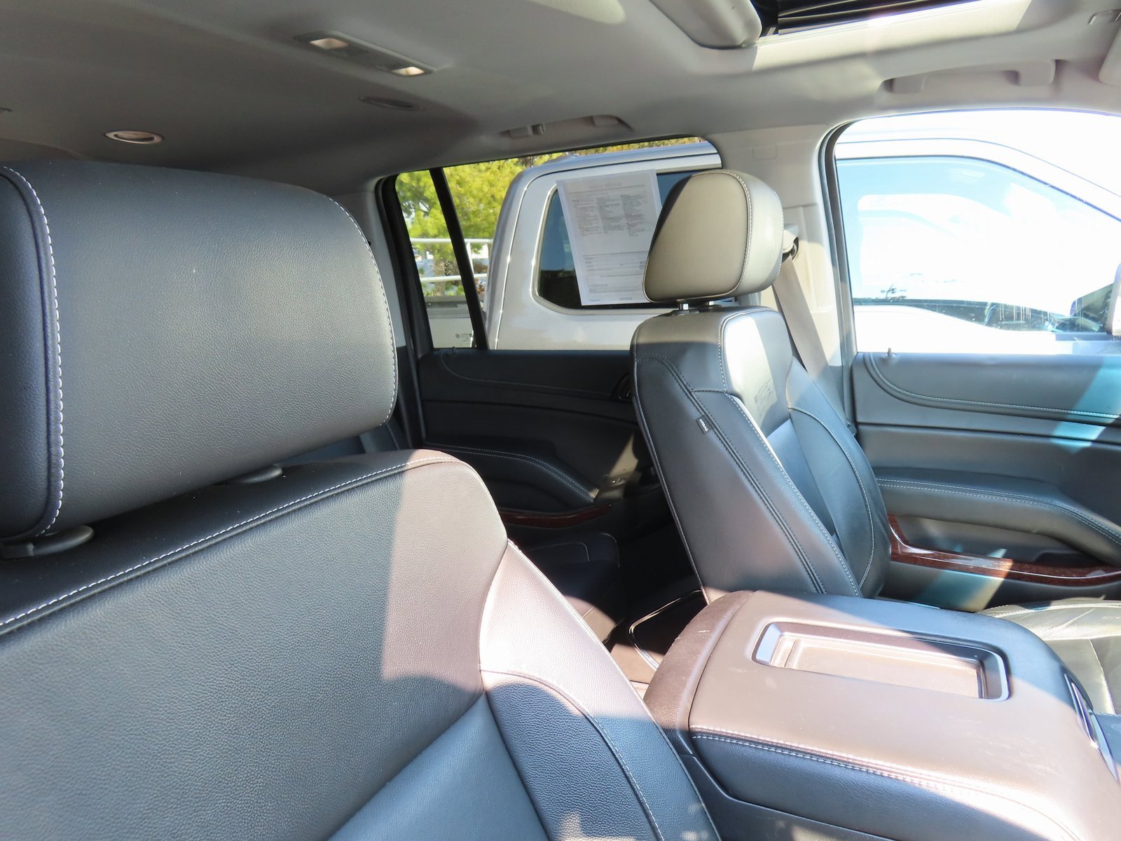 Used 2019 GMC Yukon XL SLT image 32
