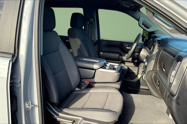 Used 2024 Chevrolet Silverado 2500 Custom w/ Custom Value Package image 31