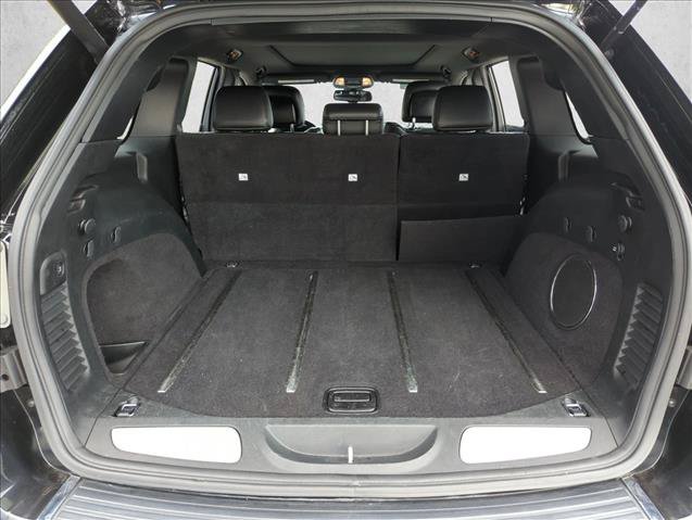 Used 2015 Jeep Grand Cherokee Overland RWD image 6