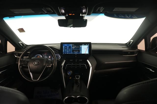 Used 2021 Toyota Venza Limited w/ Carpet Mat Package (TMS) image 25