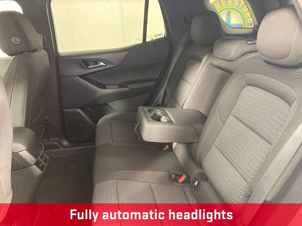 Used 2026 Chevrolet Equinox LT AWD/4WD image 17