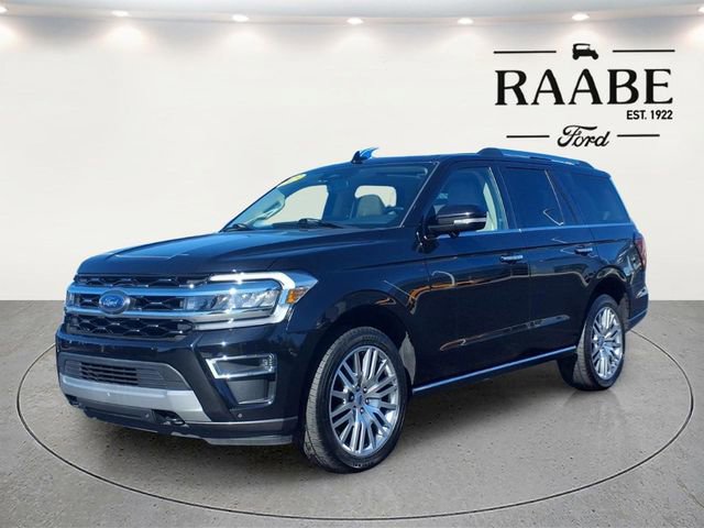Used 2023 Ford Expedition Limited AWD/4WD image 3